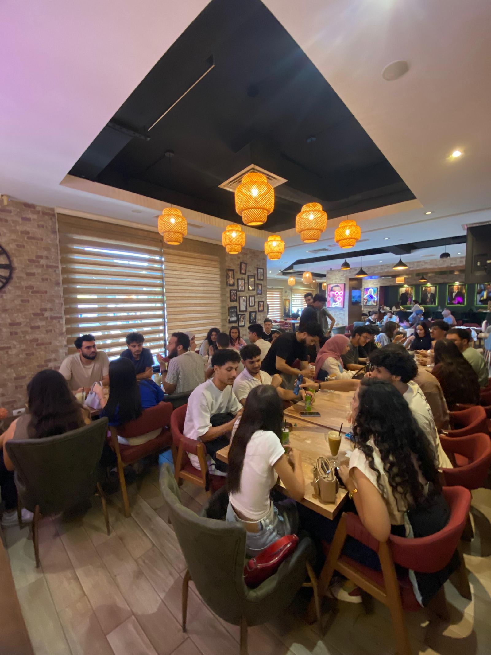 Cafe Talk: Tarantinoo Cafe
